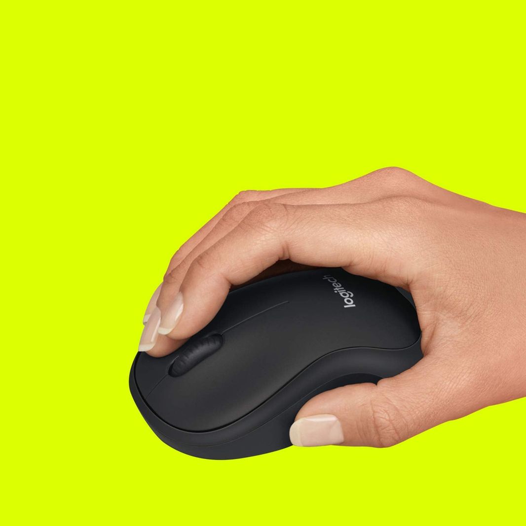 Logitech B220 SILENT Wireless Mouse, 2.4 GHz with USB Receiver, 1000 DPI Optical Tracking, 18-Month Battery