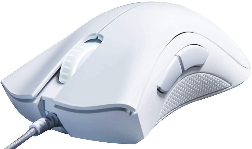 RazerDeathAdder Essential Gaming Mouse: 6400 DPI Optical Sensor - 5 Programmable Buttons - White